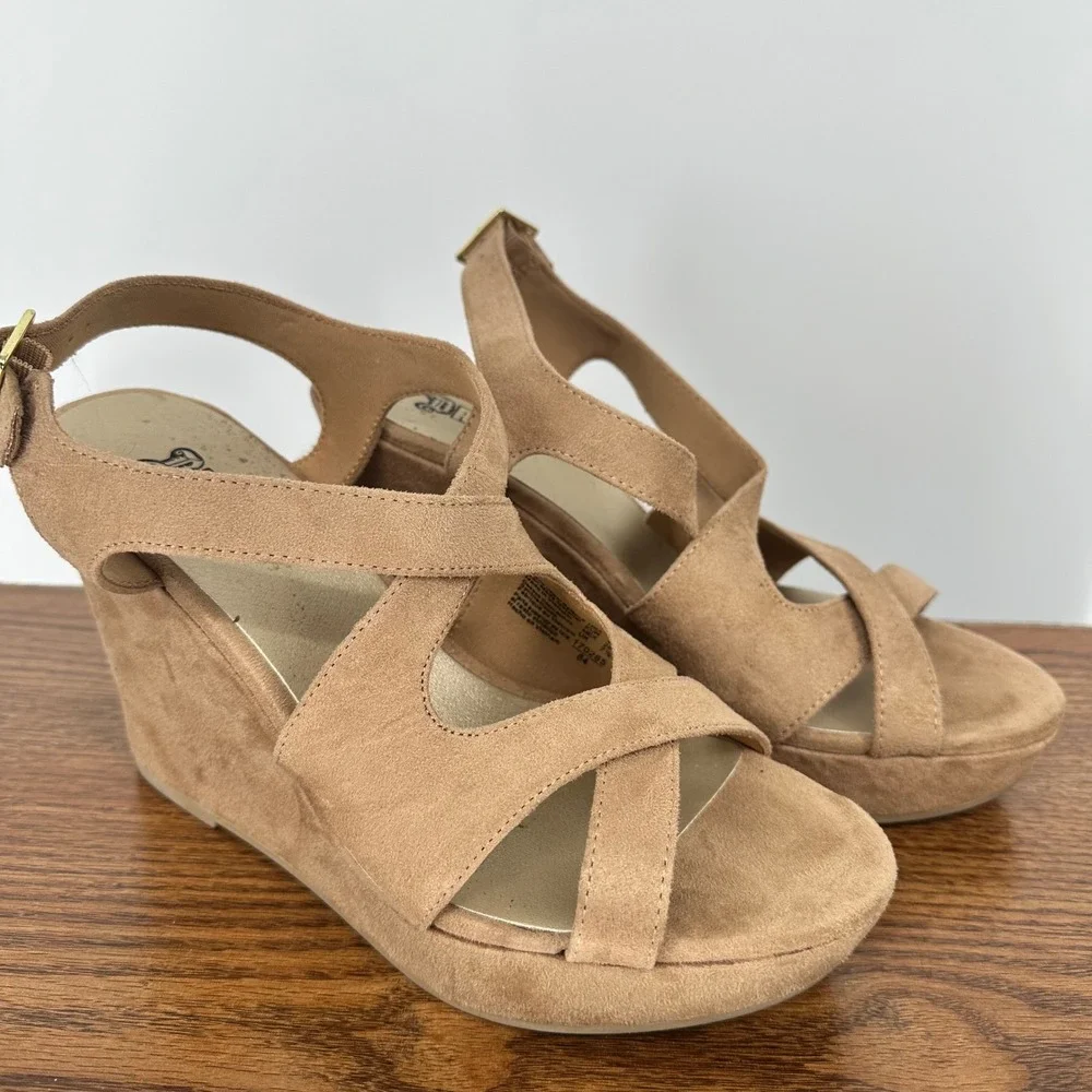 Boho Neutral Tan Faux Suede Platform Wedge Sandals Strappy‎ Resort Ankle Strap 9